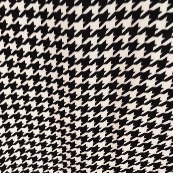 Apt.9 top - Picture 2 of 6